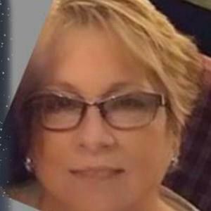 Meet your Posher, Ella